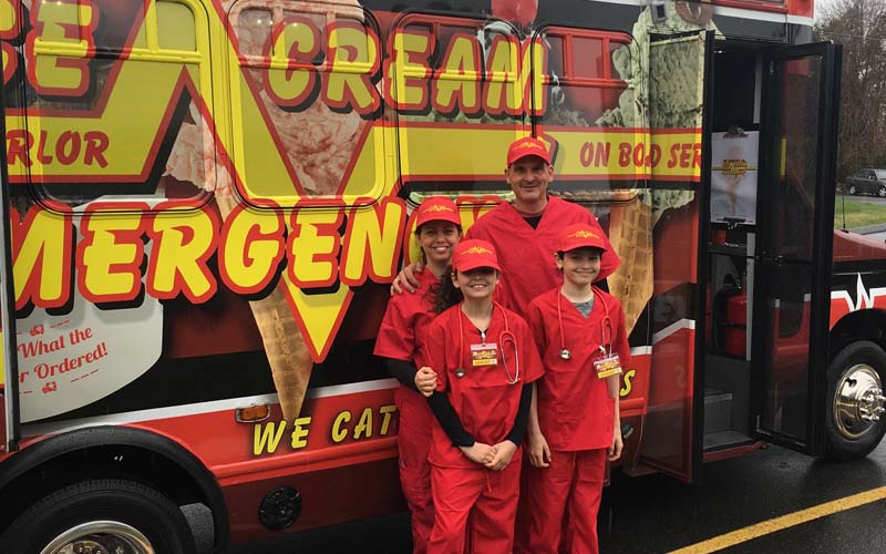 CT Territory Ice Cream Franchise Bus Ice Cream Emergency