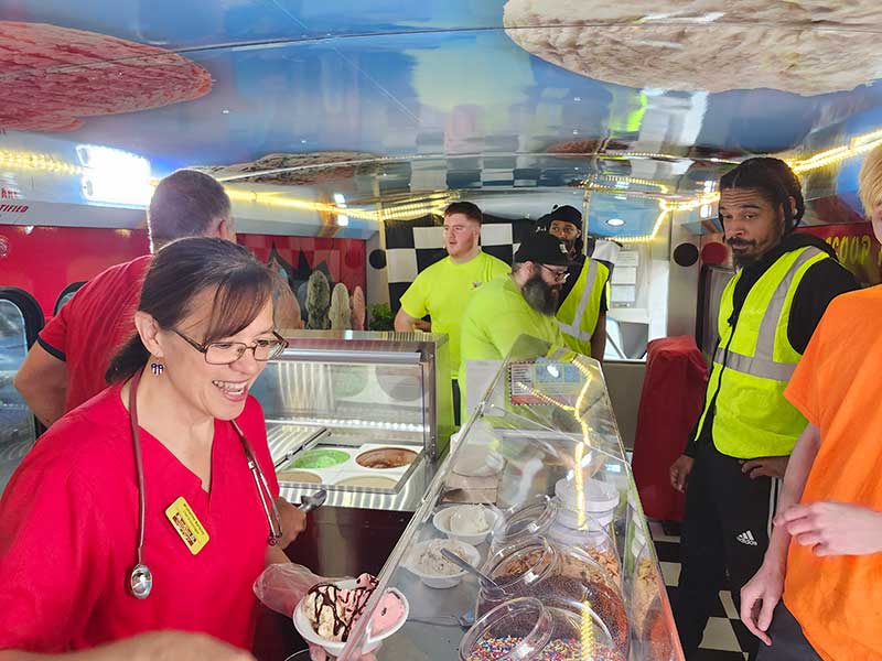 Ice Cream Emergency Owners Scooping Ice Cream in Pittsburg